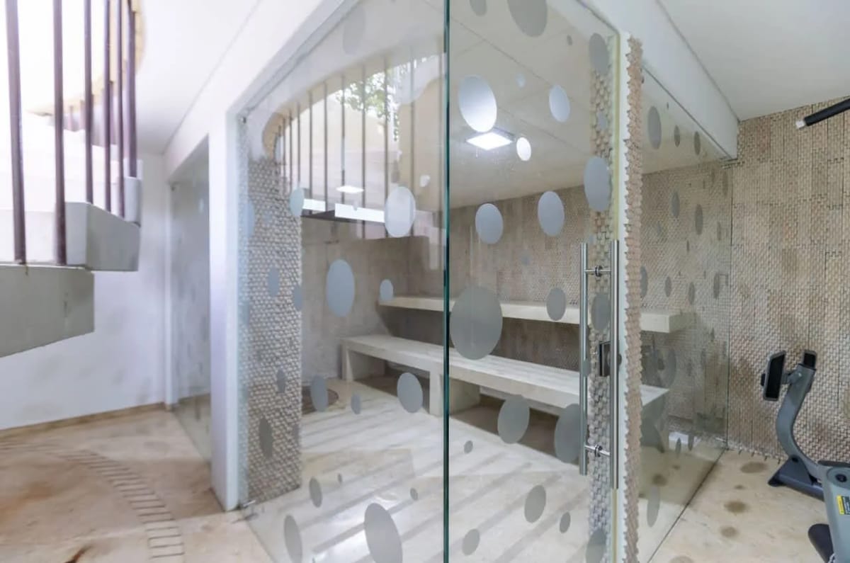 Attractive 6BR Villa w/ Pool at Mesa de Yeguas
