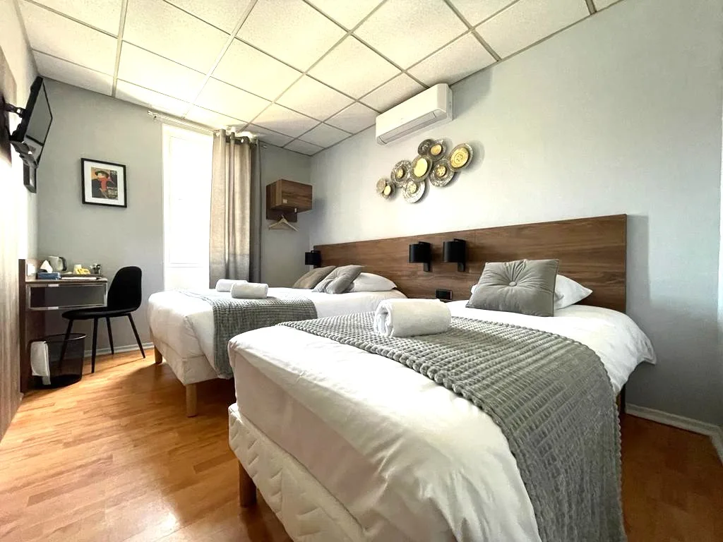Triple room