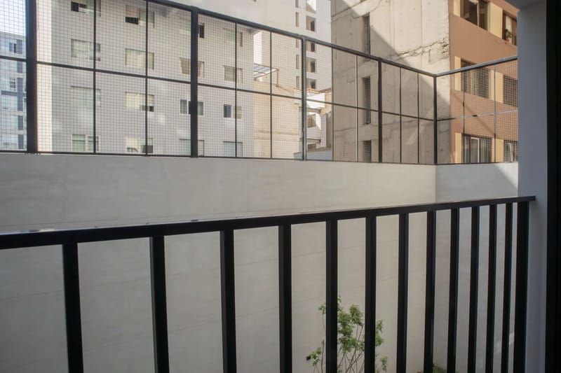 Startling w/Balcony 1BR in Miraflores