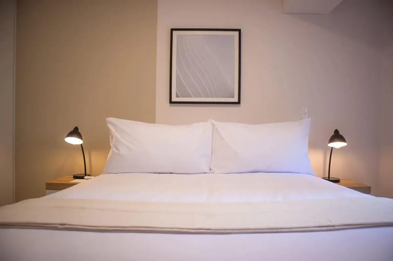 Startling w/Balcony 1BR in Miraflores