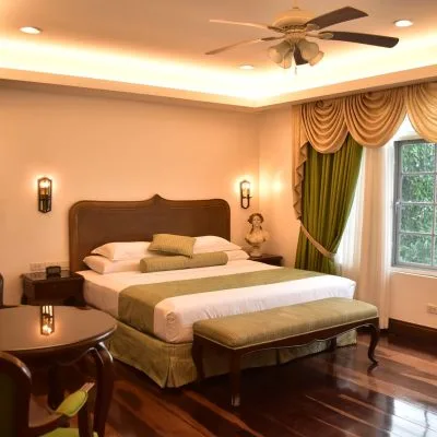 Divine Spa Suite room