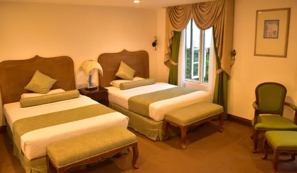 Awesome Executive Suite