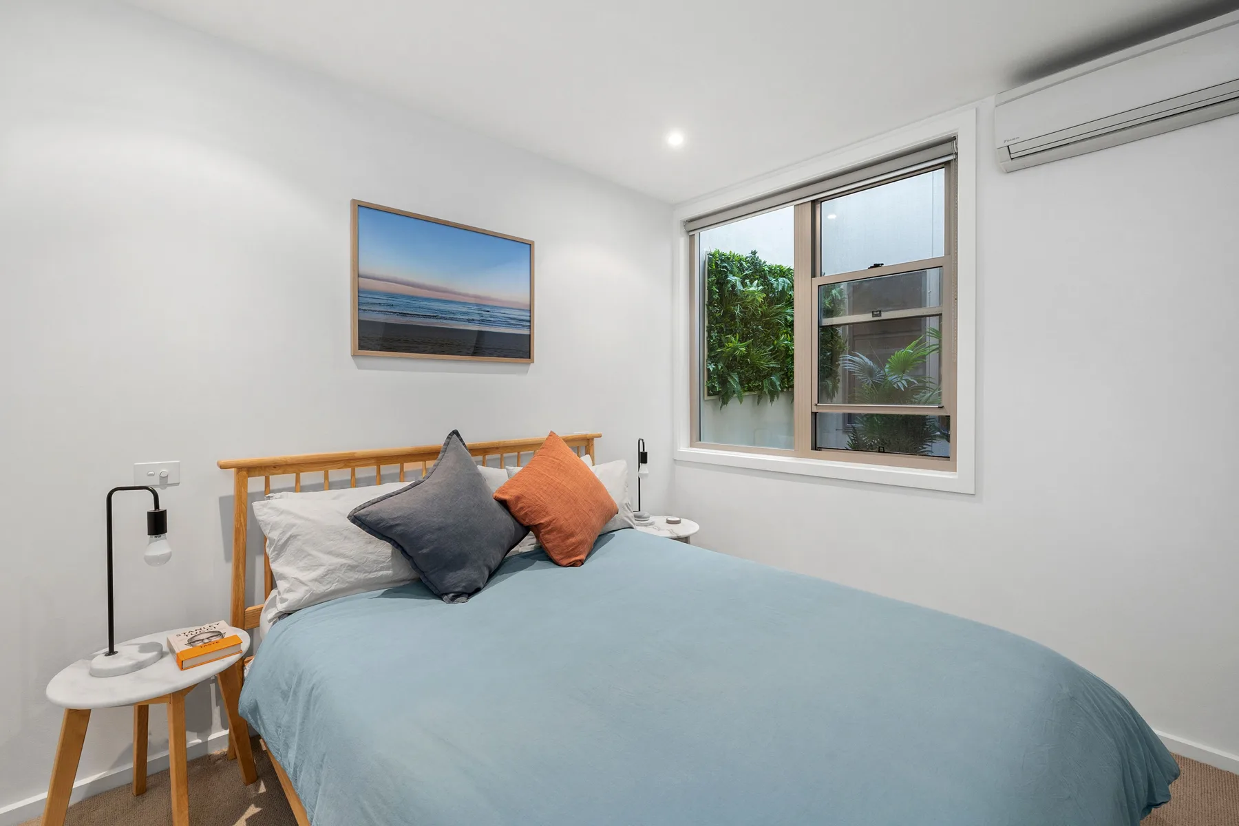 Waterfront One – Ocean Bliss