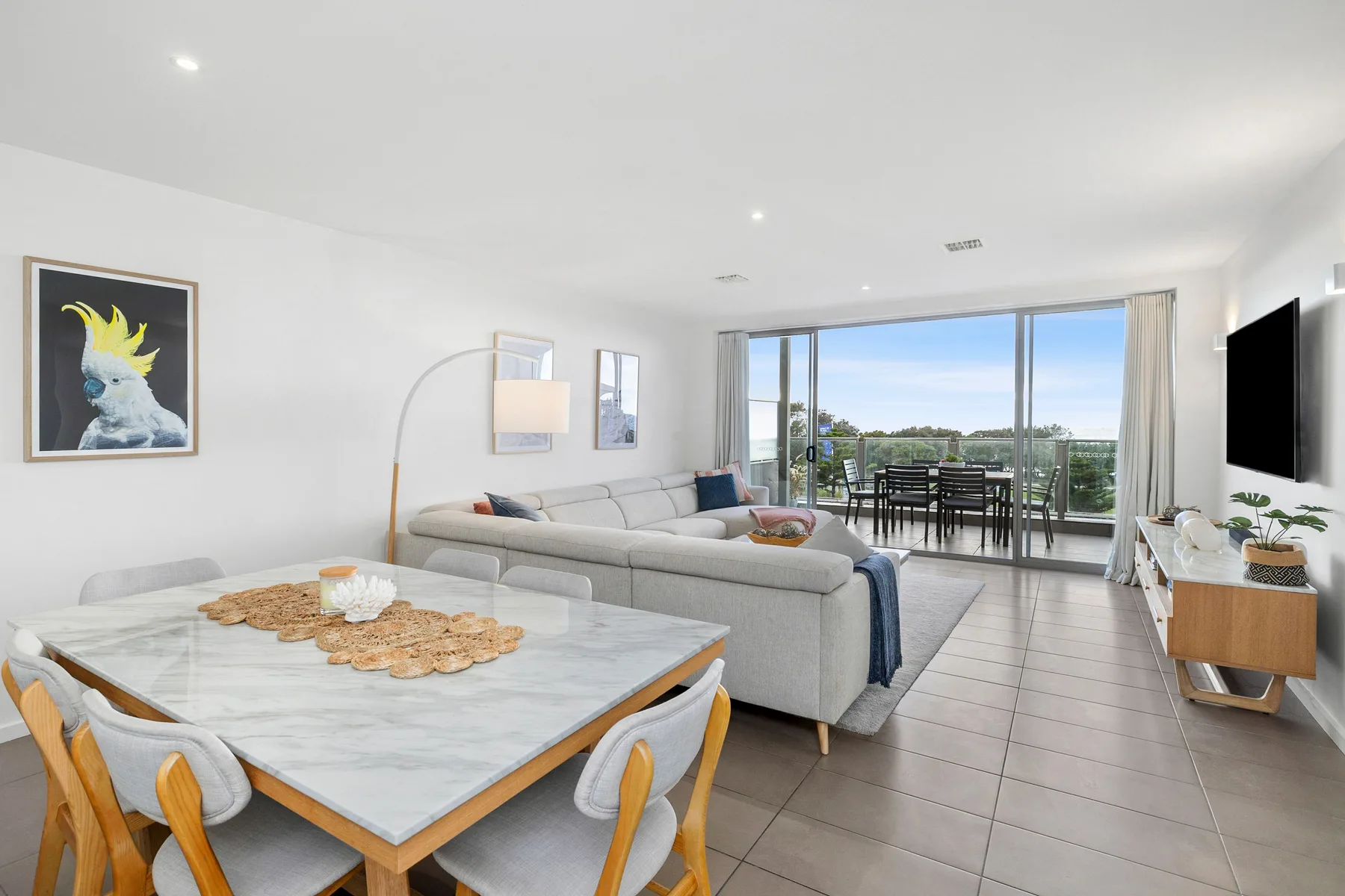 Waterfront One – Ocean Bliss