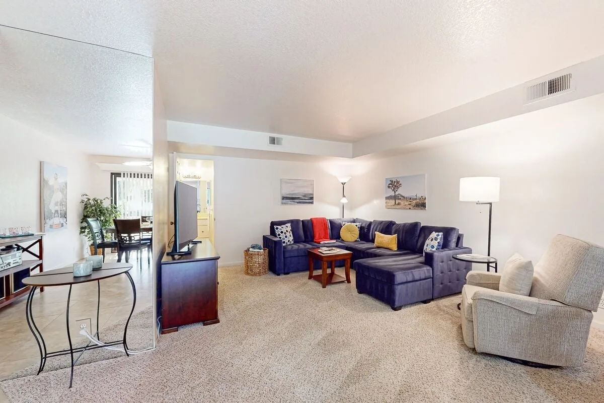 Waverly Palms - 8340