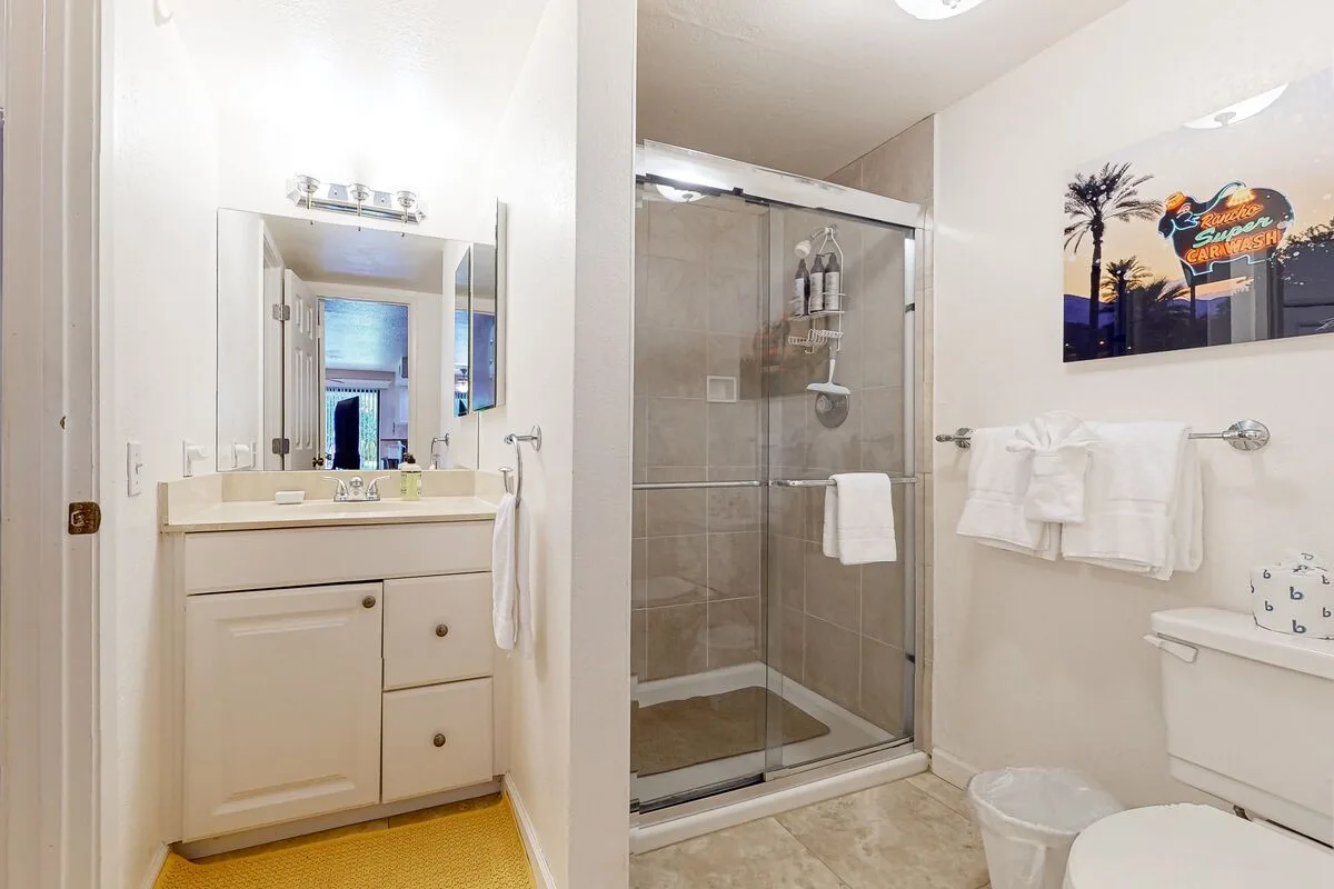 Waverly Palms - 8340