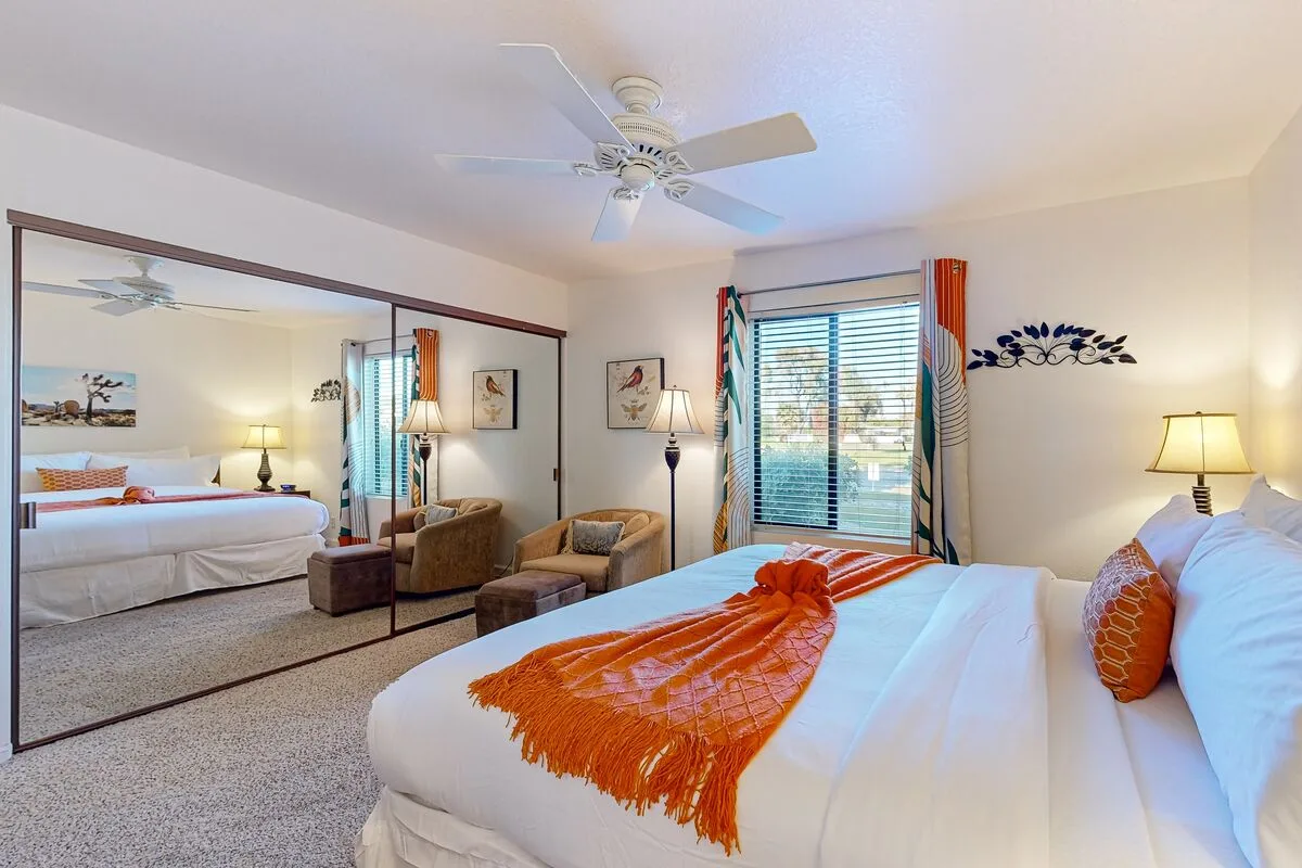 Waverly Palms - 8340