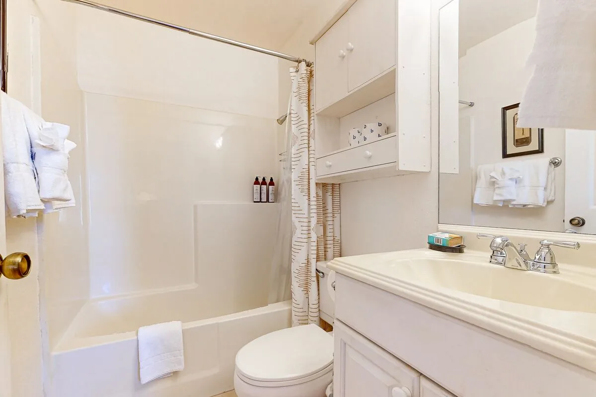 Waverly Palms - 8340