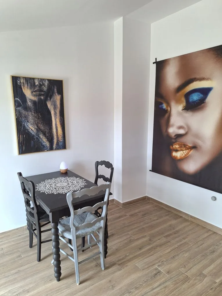 Studio Inez living area