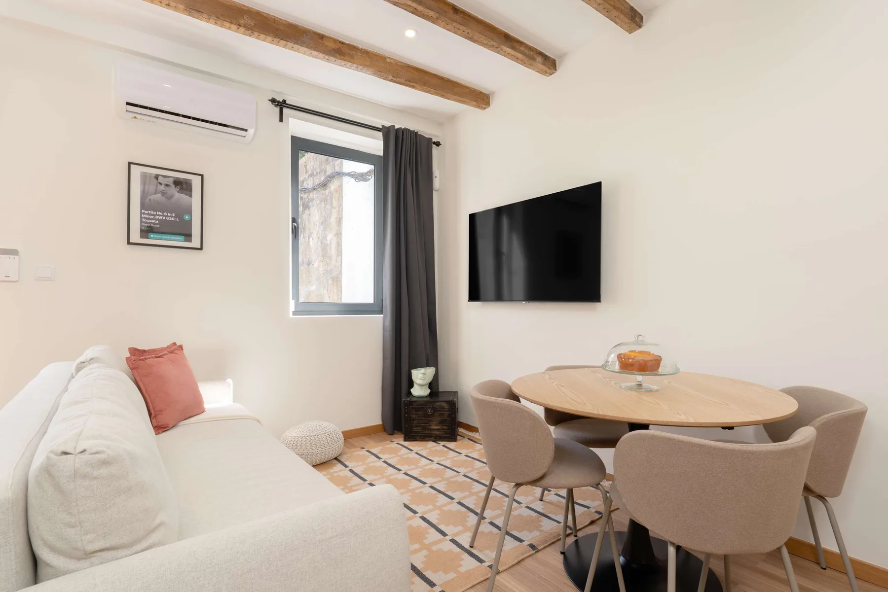 Lovely House Near Casa da Música by HostWise