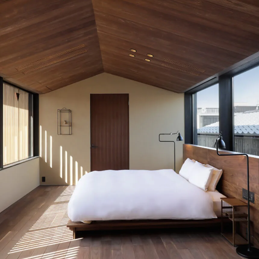 Room 209, City View