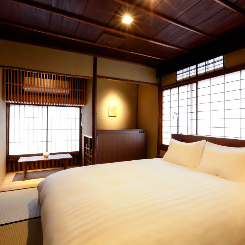 Room 110, Higashiyama View