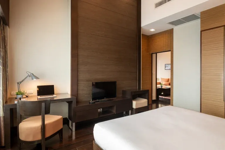 Suite with pool.