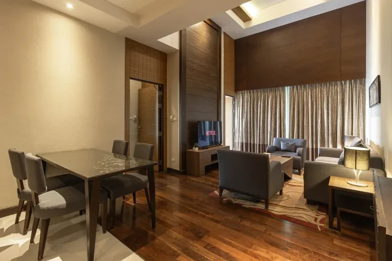 Bangkok suite with pool.