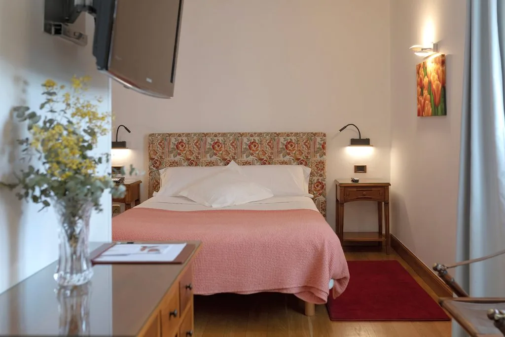 Hotel double room with sea view
