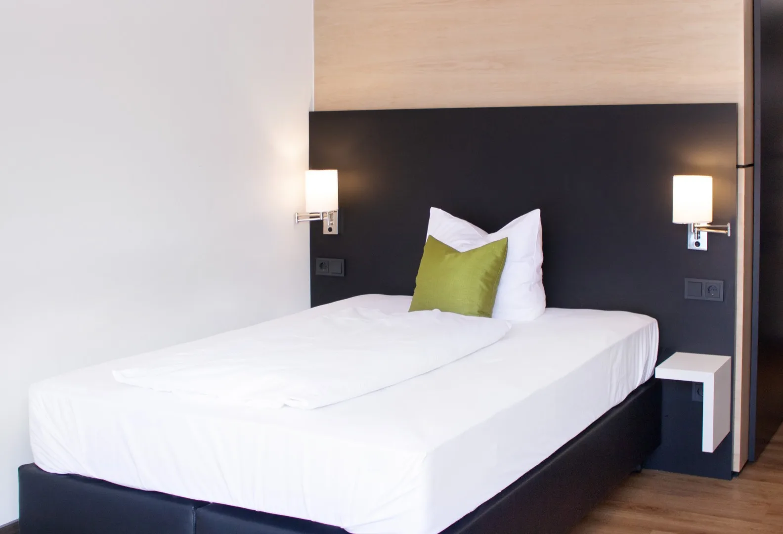 Cama en la habitación accesible