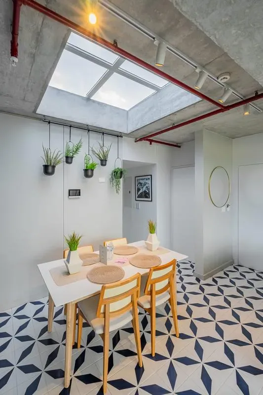 Spacious 2BR in Plaza Herrera w/ Terrace