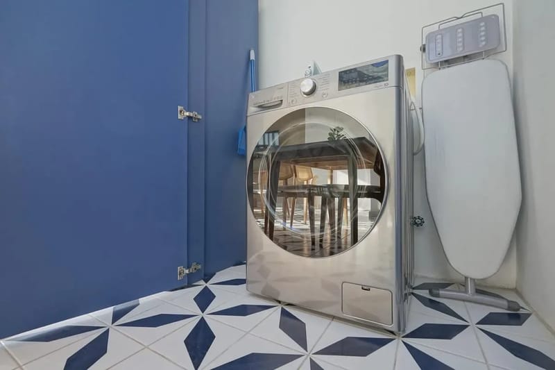 Spacious 2BR in Plaza Herrera w/ Terrace