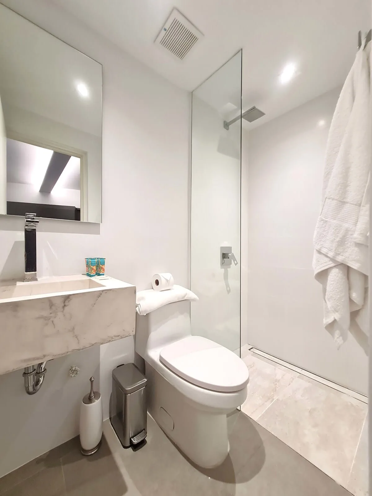 Enchanting 2BR in Casco Antiguo w/ Rooftop