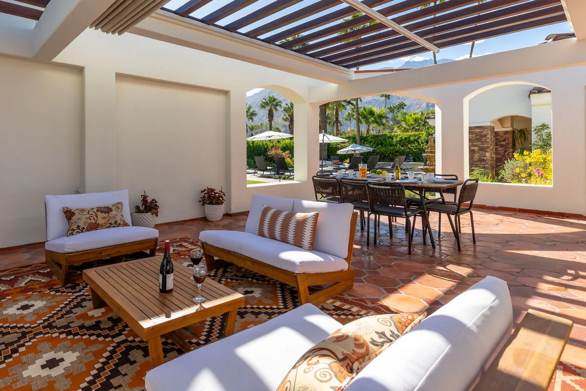 Mirador Desert Oasis