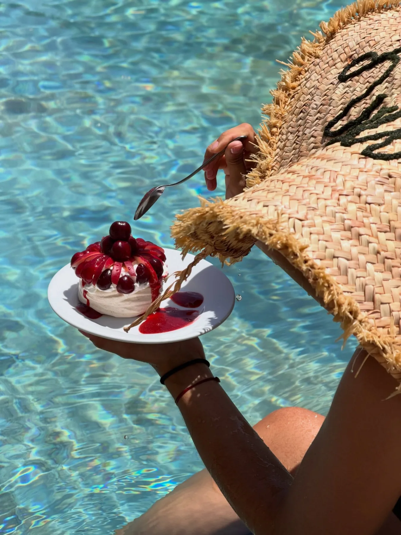 Postre junto a la piscina