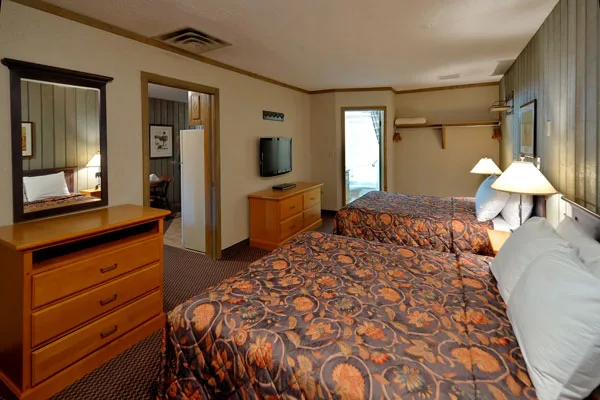 Douglas Fir Resort & Chalets