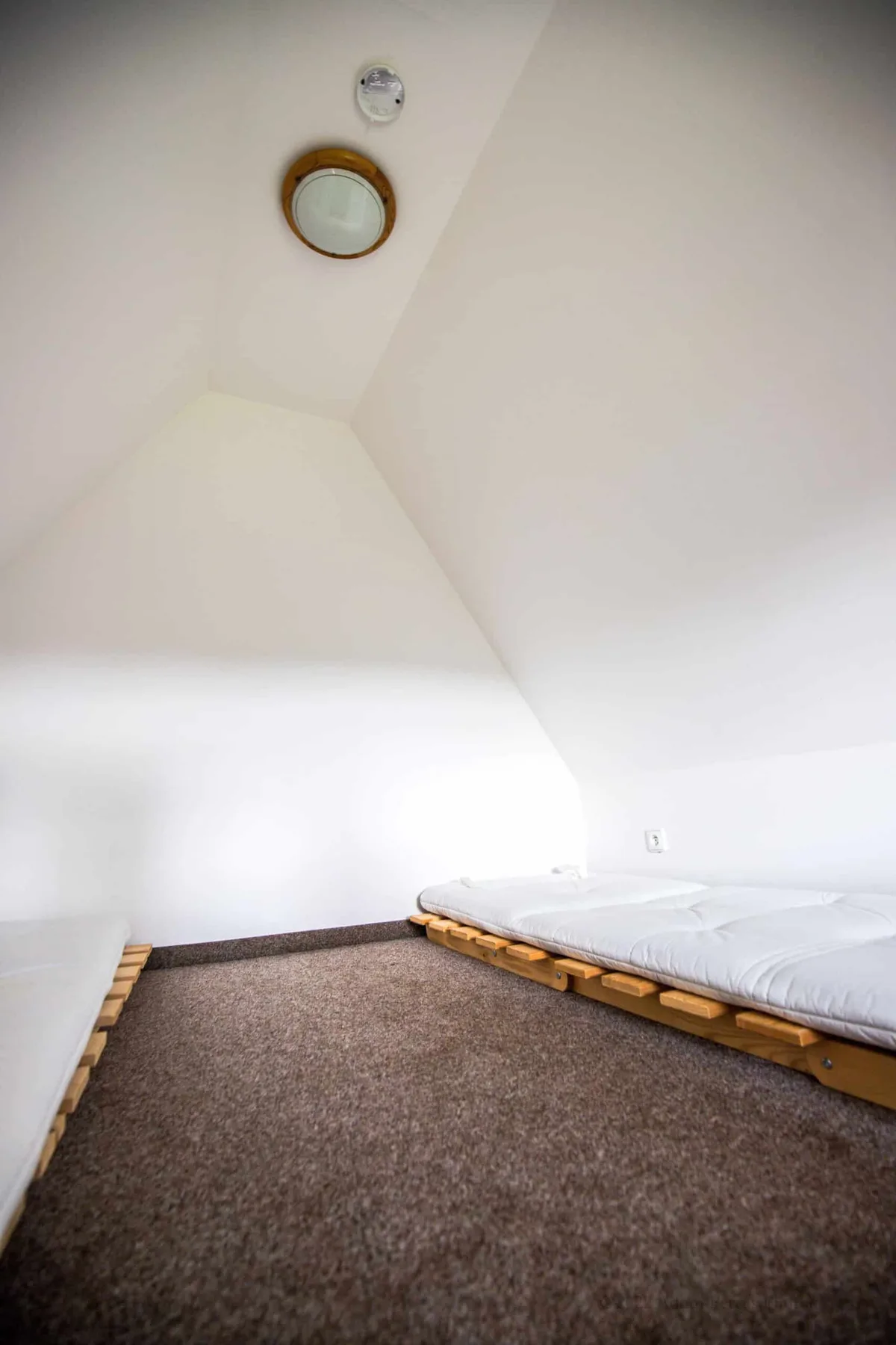 Guesthouse room