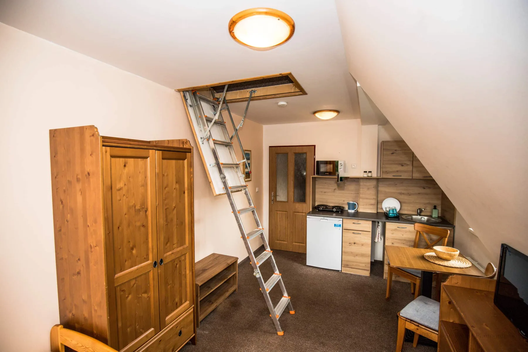 Guesthouse room
