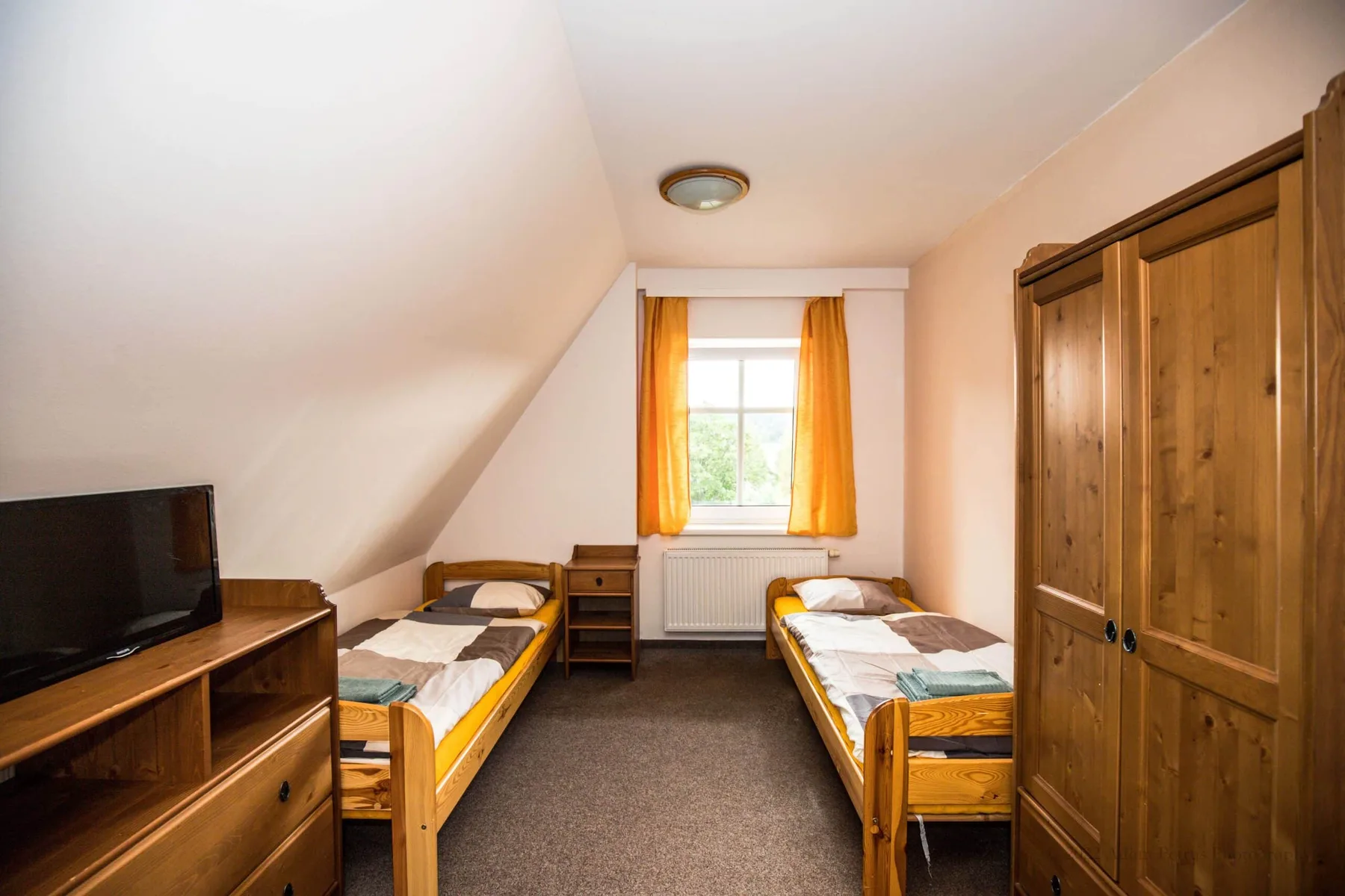 Guesthouse room