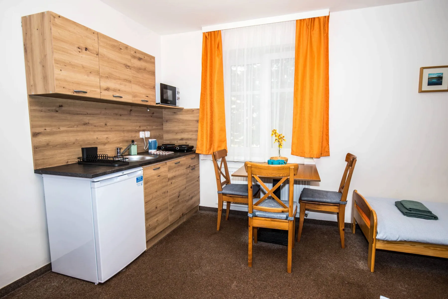 Guesthouse room