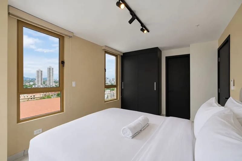 Tasteful 1BR in Obarrio w/ AC