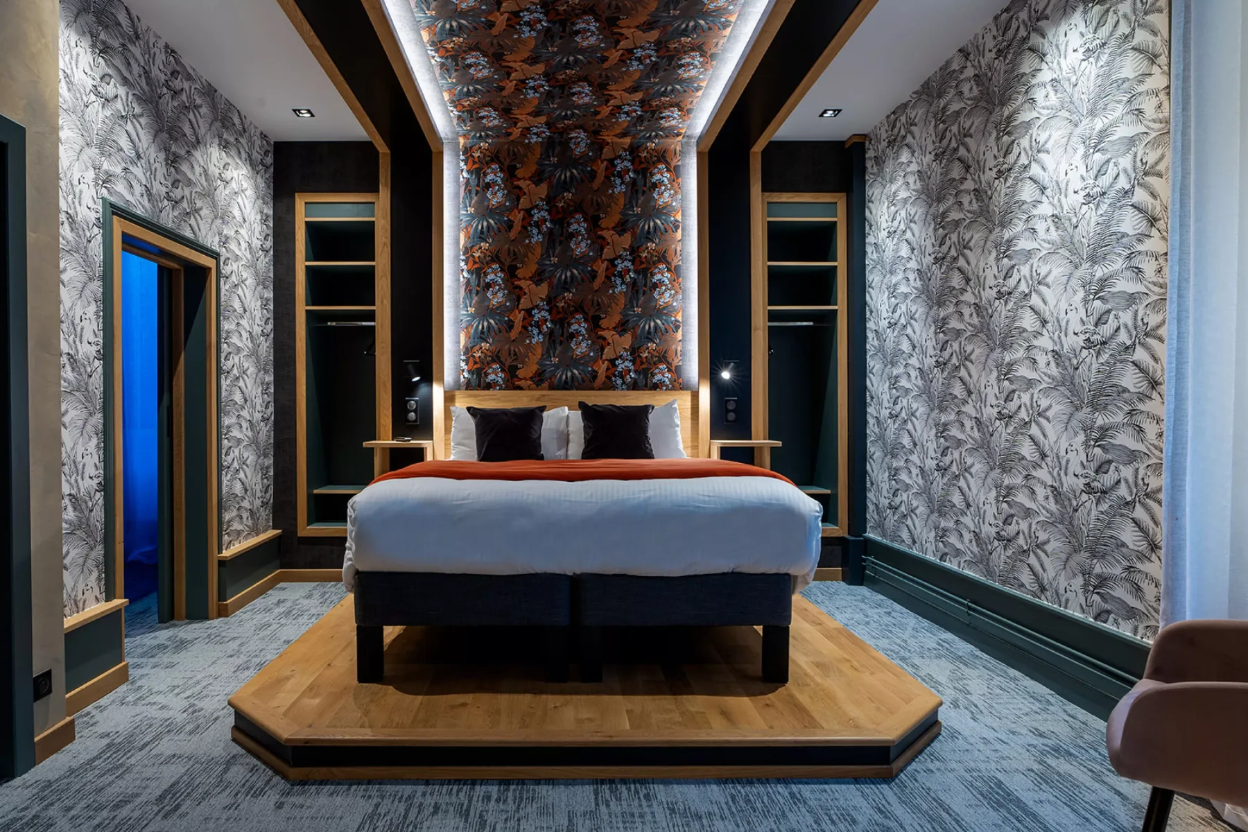 Guest room