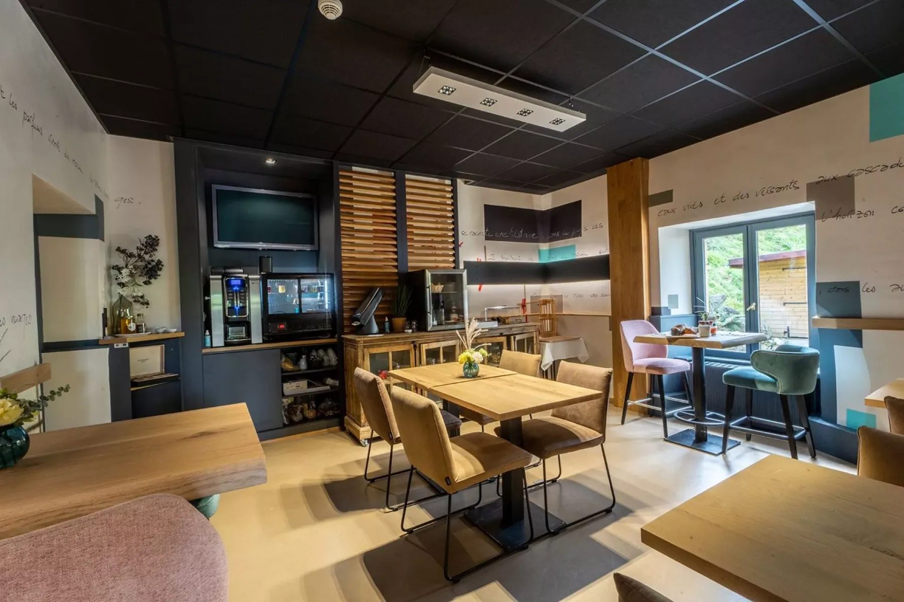 Breakfast room