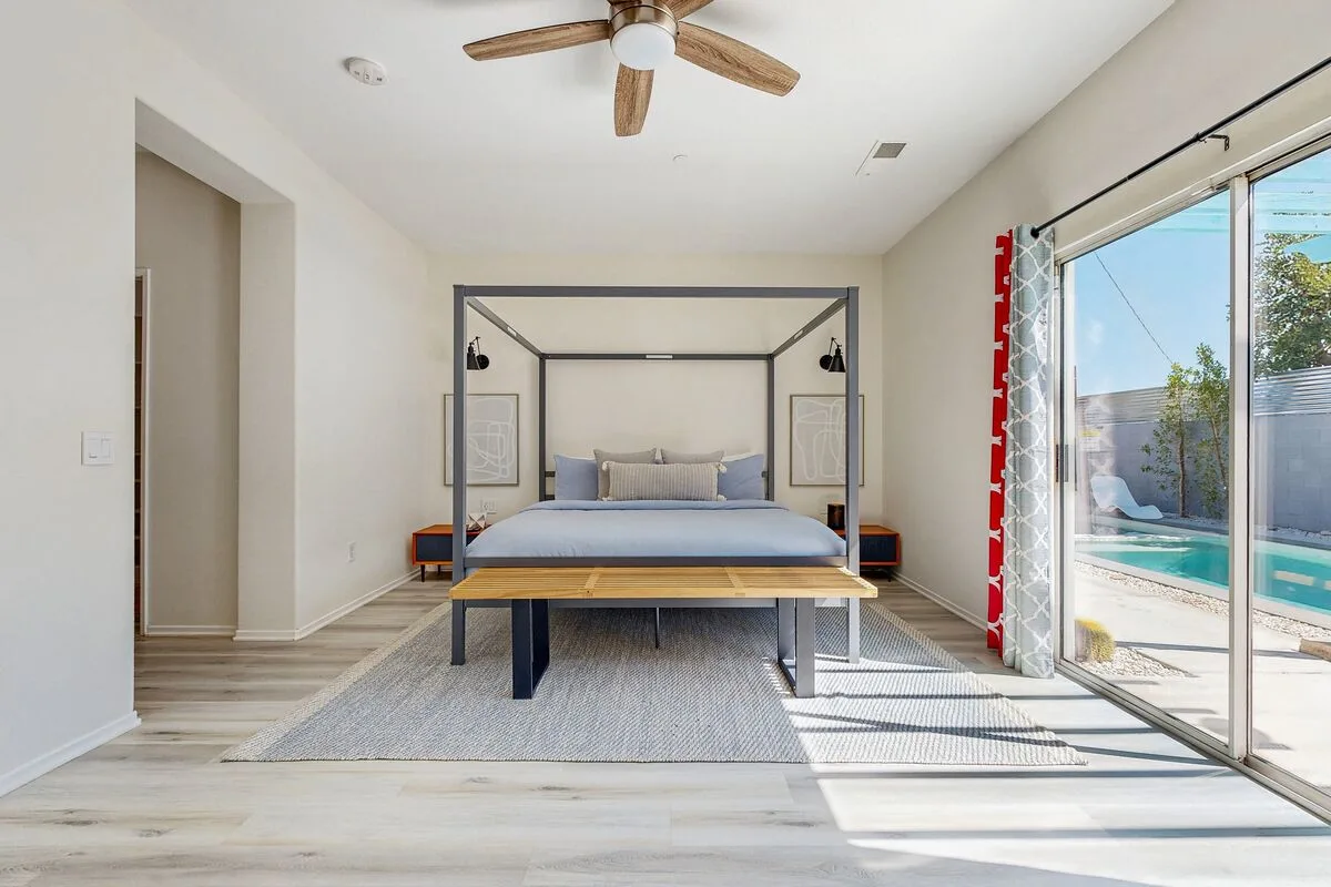 R&R Desert Oasis - 68546