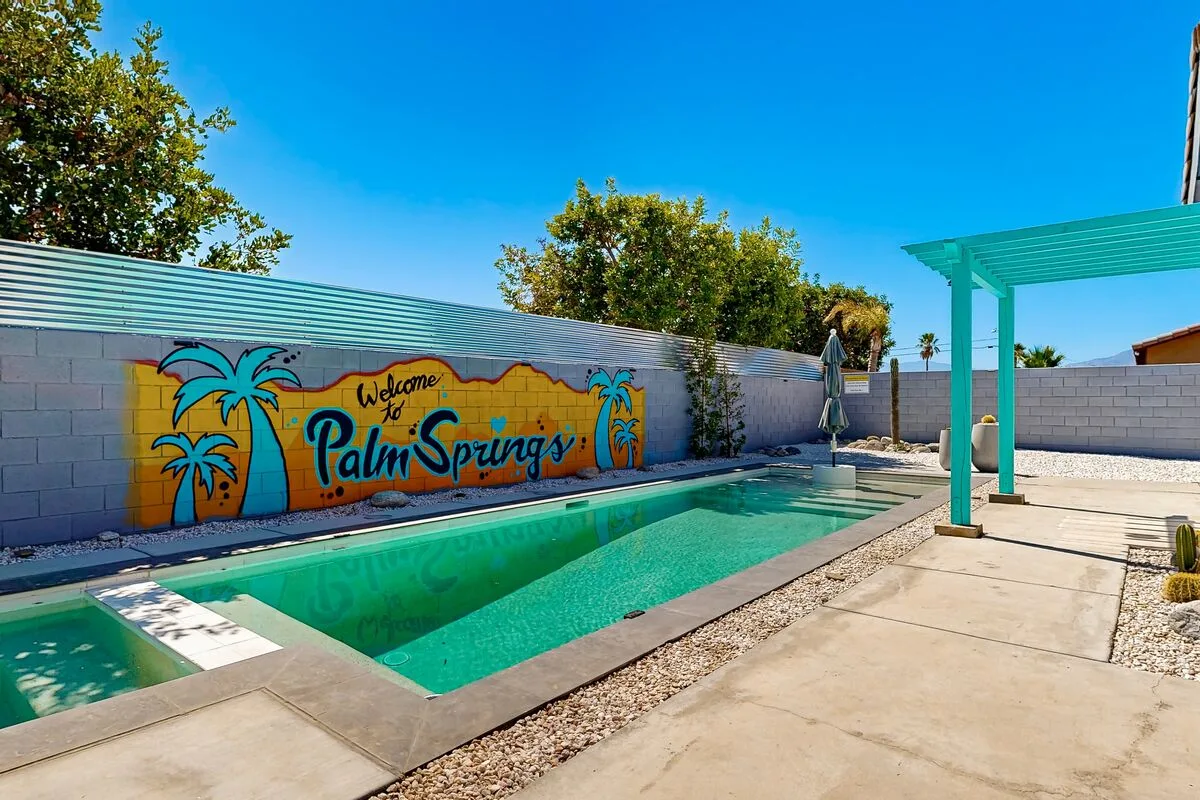 R&R Desert Oasis - 68546