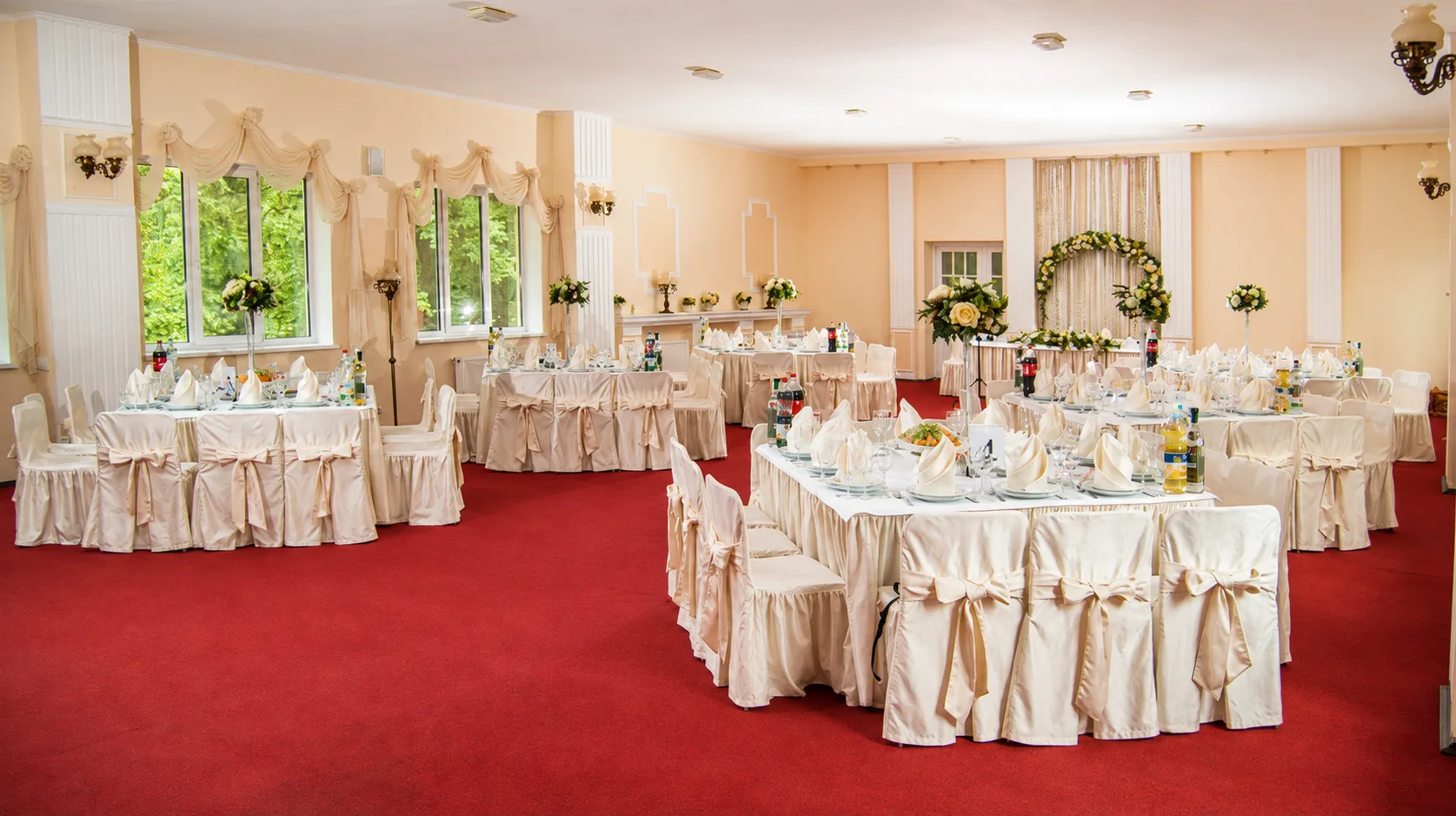 Banquet hall