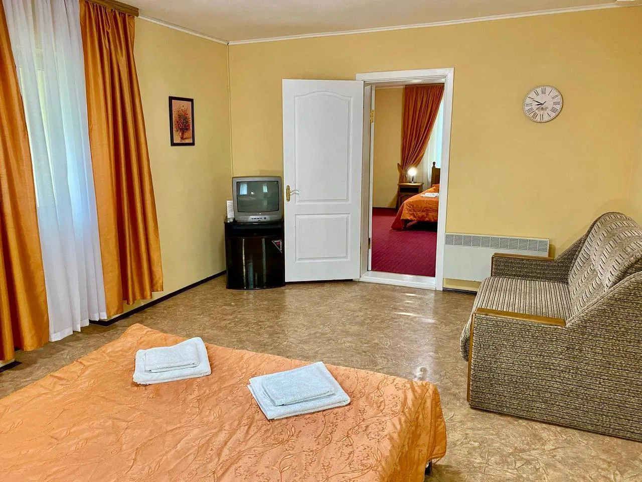 Guest accommodation