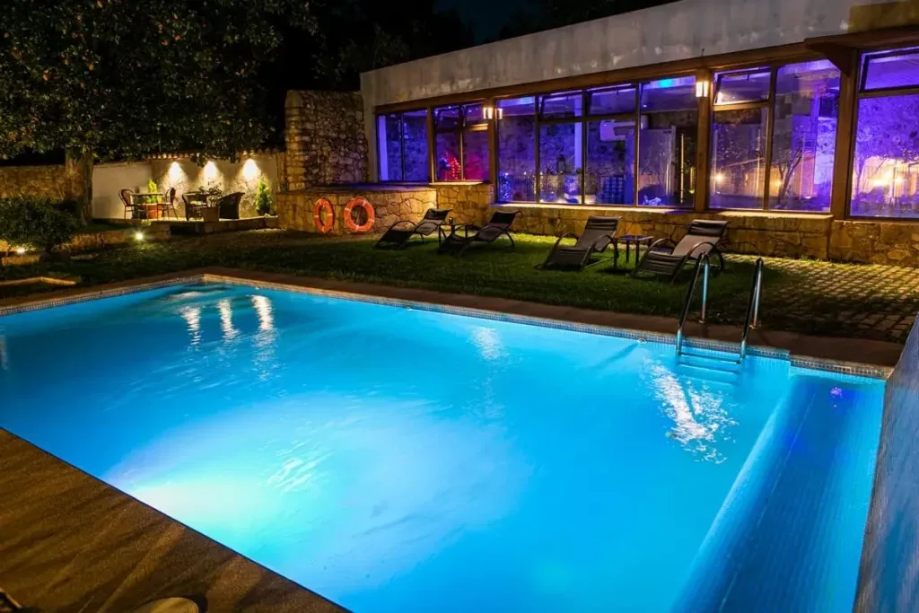 Hotel pool