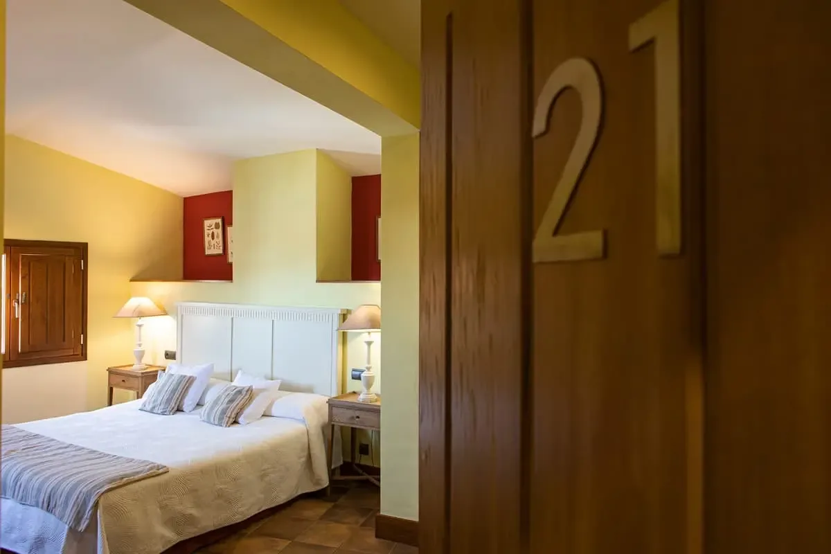 Guest room