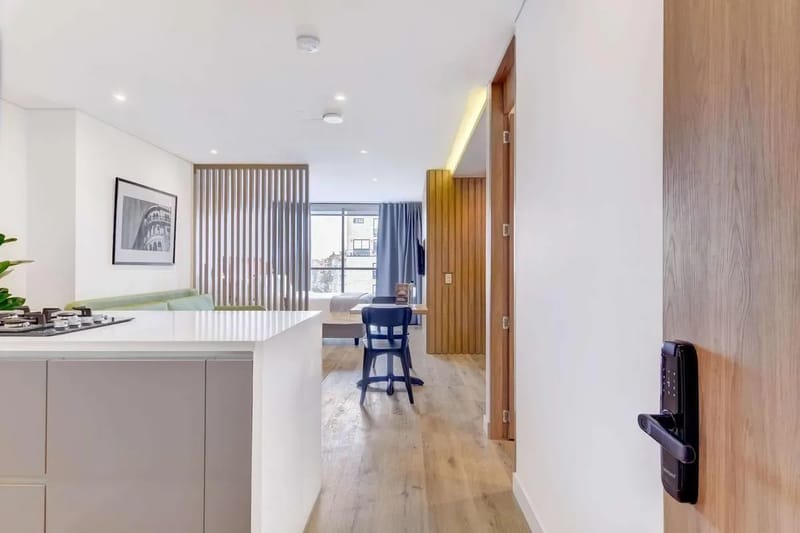 Compact Loft in Santa Barbara w/ Balcony