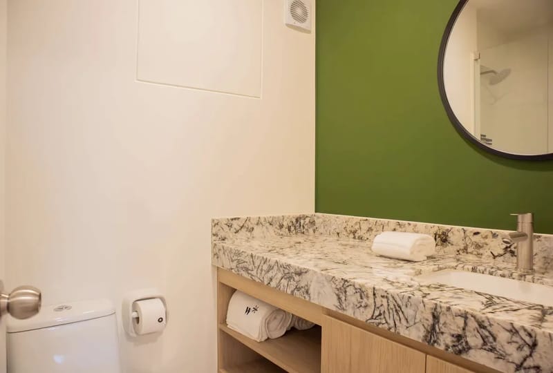 Elegant 2BR w/ Great Balcony in Miraflores