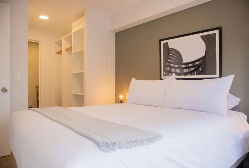 Elegant 2BR w/ Great Balcony in Miraflores
