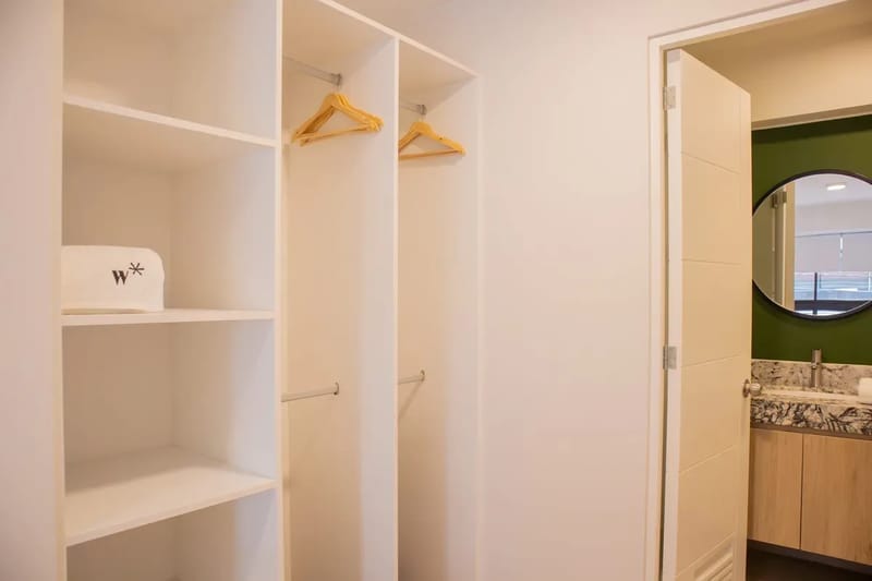 Elegant 2BR w/ Great Balcony in Miraflores