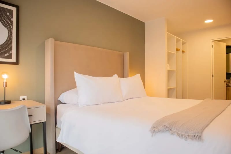 Elegant 2BR w/ Great Balcony in Miraflores
