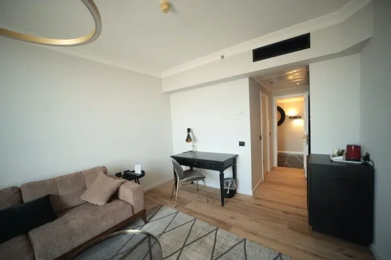 Suite real
