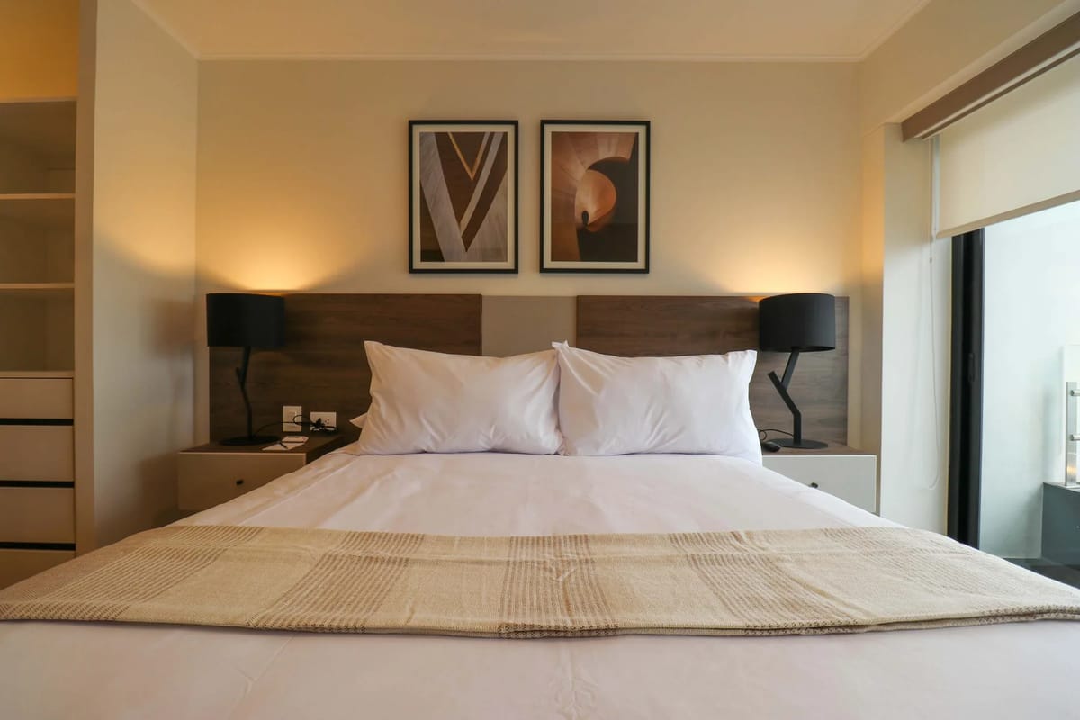 Comfy 2BR w/ Balcony Near Larcomar