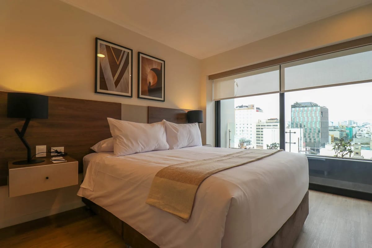 Comfy 2BR w/ Balcony Near Larcomar