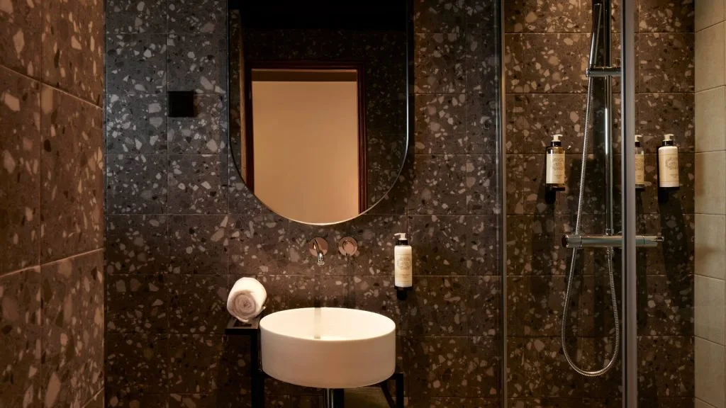 Guest-room bathroom