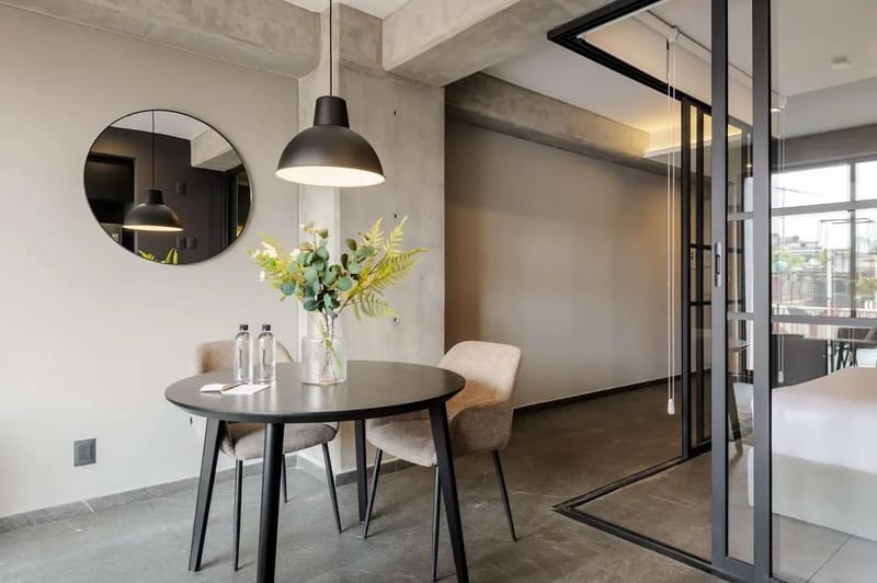 Tasteful 1BR w/ Private Balcony in Tabacalera
