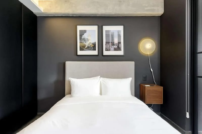 Tasteful 1BR w/ Private Balcony in Tabacalera